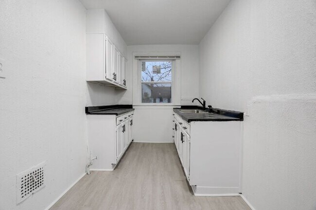 Photo - 9839 Woodside St Unidad A