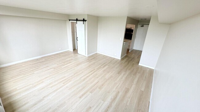 Photo - 3600 N Lake Shore Dr