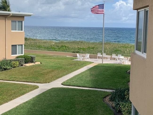 Building Photo - 1410 S Ocean Blvd Unit S3