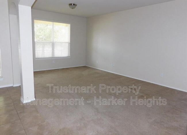 Photo - 6202 Suellen Ln