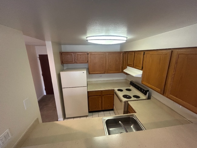 Photo - 5760 Abbey Dr Unidad 5760-4L