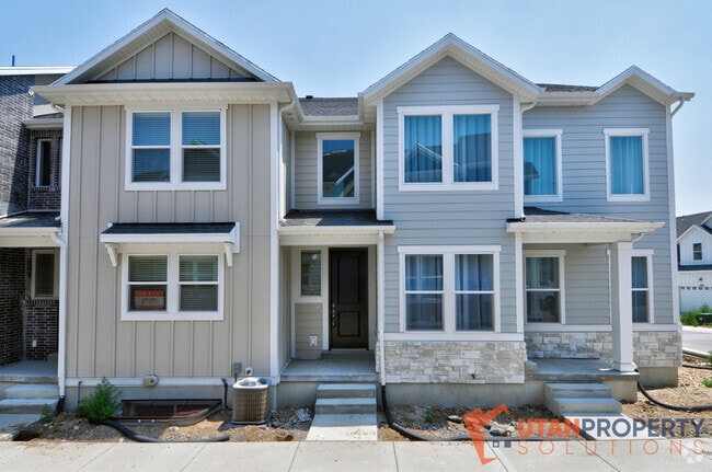 Building Photo - 13012 S Oberon Ln Rental