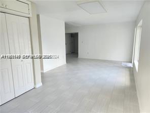 Photo - 6350 Mayo St