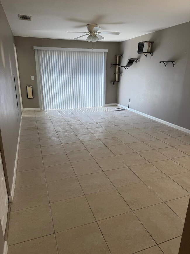 Photo - 1456 SE Rivergreen Cir