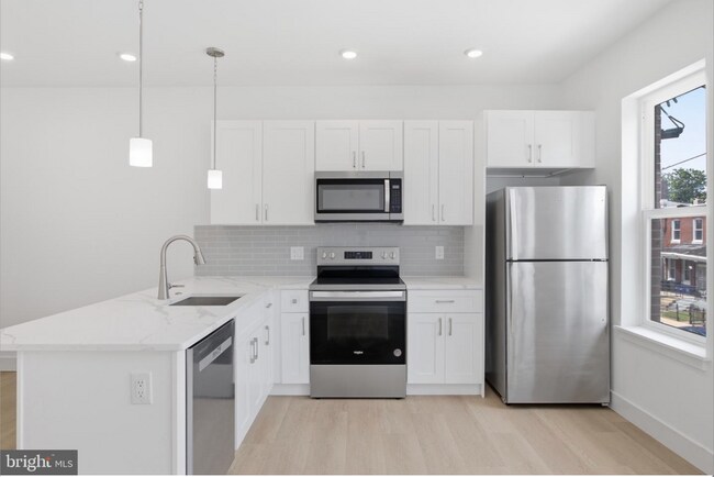 Photo - 3637 N 16th St Unidad C