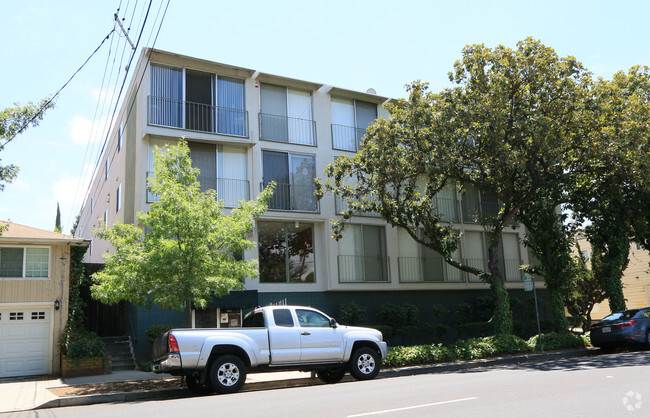 Century Plaza - Century Plaza Apartments