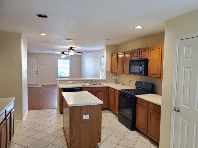 Photo - 19119 Mission Fort Ln