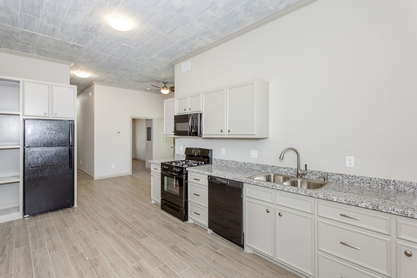 Photo - 215 N Milby St Unit 1