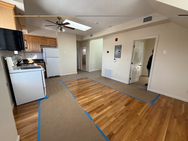 Photo - 683 Tremont St Unit 3