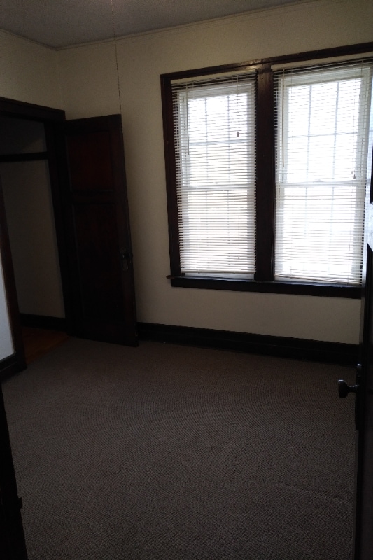 Photo - 5357 Burns Ave