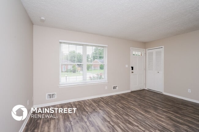 Photo - 8204 Rochelle Rd