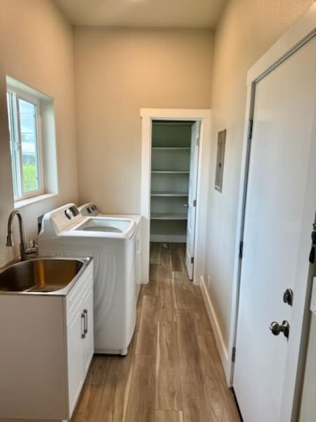 Photo - 3 Bedroom 1.5 Bath for rent in Waimea