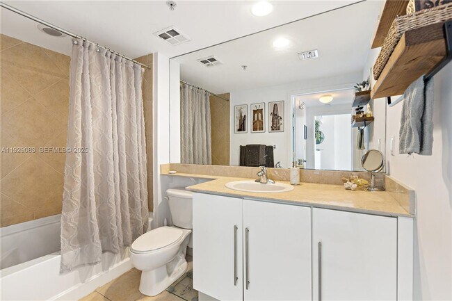 Photo - 335 S Biscayne Blvd Unit 3003