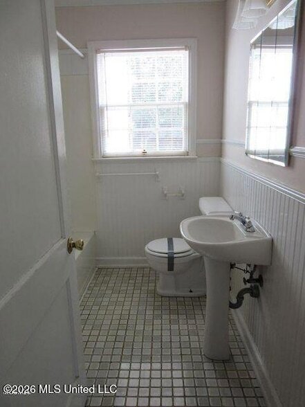 Photo - 1616 Gordon Ave
