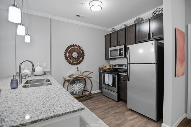 Photo - Ascot Point Village