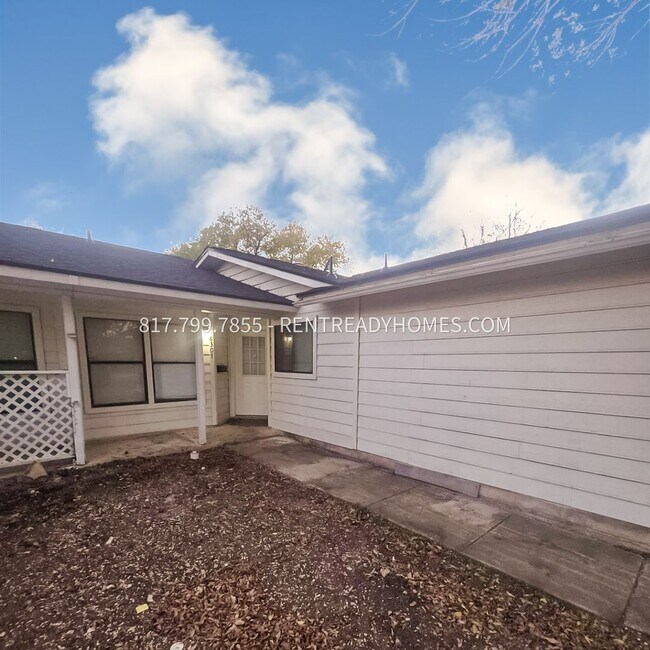 Photo - 8307 Forest Ridge Dr