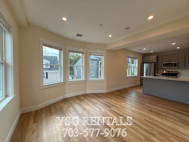 Photo - 14 Dorr St Unit #2