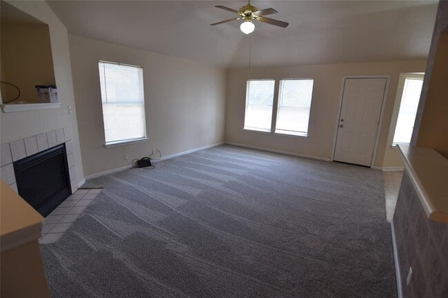 Photo - 380 Zebra Dr