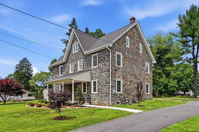 Photo - 1512 Naamans Creek Rd