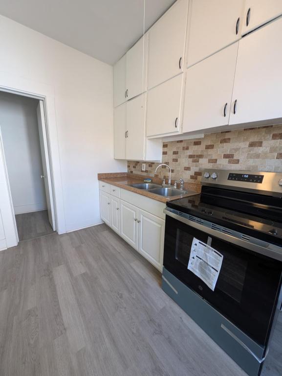 Photo - 323 N 4th St