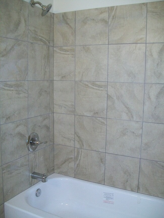 Building Photo - 2807 Edgewood Ave