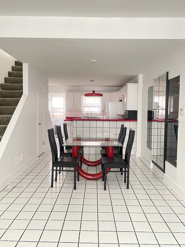 Photo - 118 S 26th St