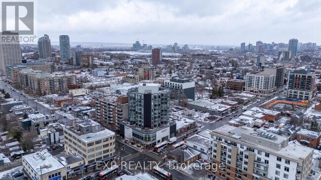 Photo - 1227 Wellington St. W Unité 603