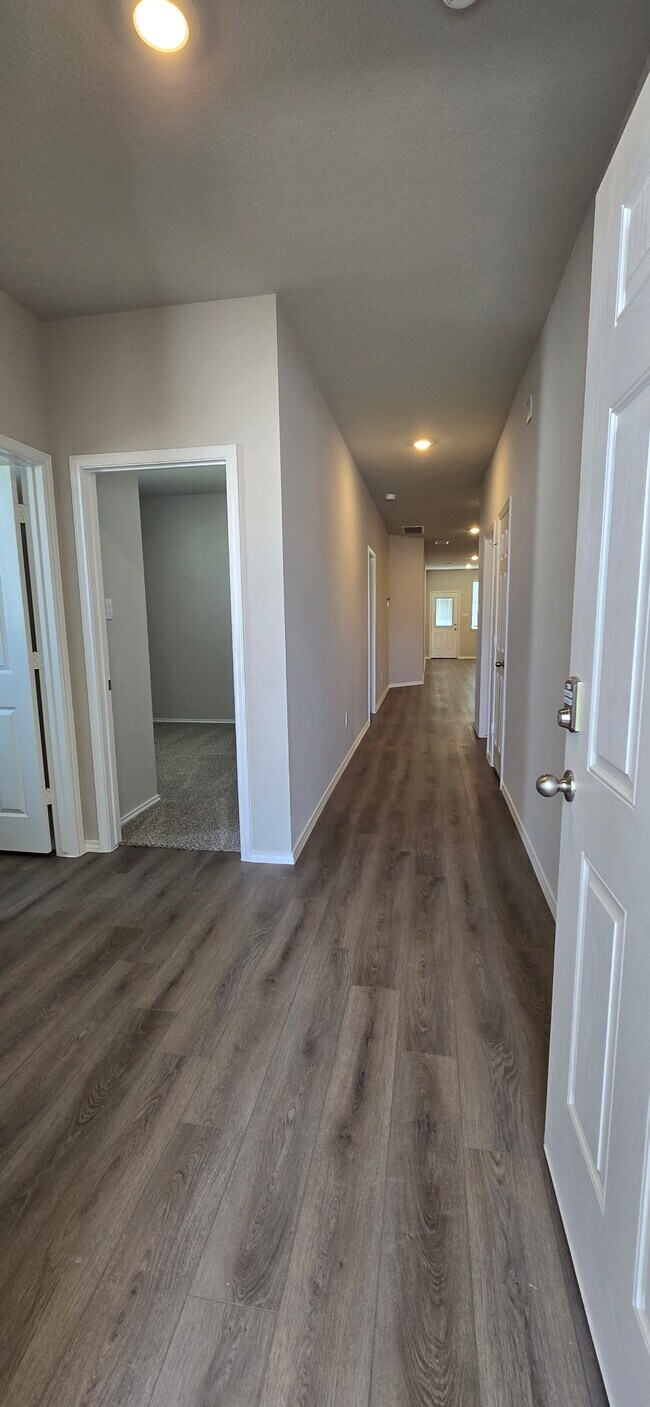 Photo - 1129 Stone Vly Rd Unidad B