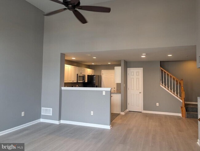 Photo - 1891 Crescent Park Dr