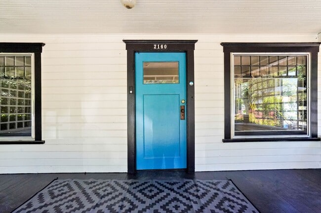 Photo - 2160 Trade St SE