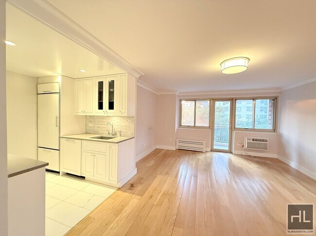 Photo - 3 bedroom 1 bathroom WEST 93 STREET Unit 3G