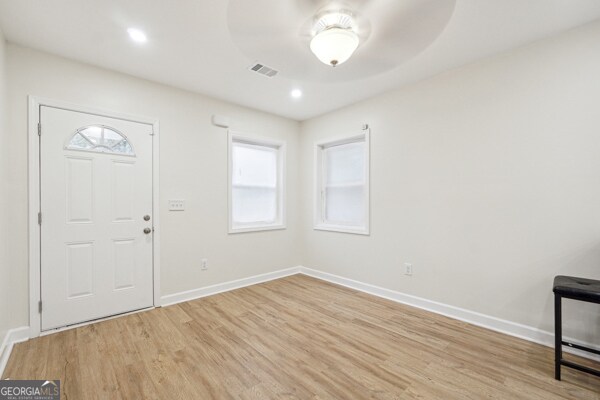 Photo - 1032 Garibaldi St SW