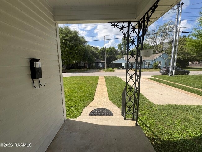 Photo - 605 Coolidge St