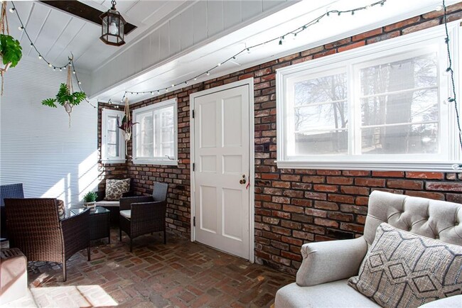 Photo - 4061 Lower Roswell Rd