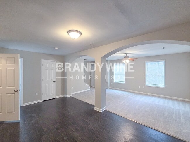 Photo - 8592 Webb Rd