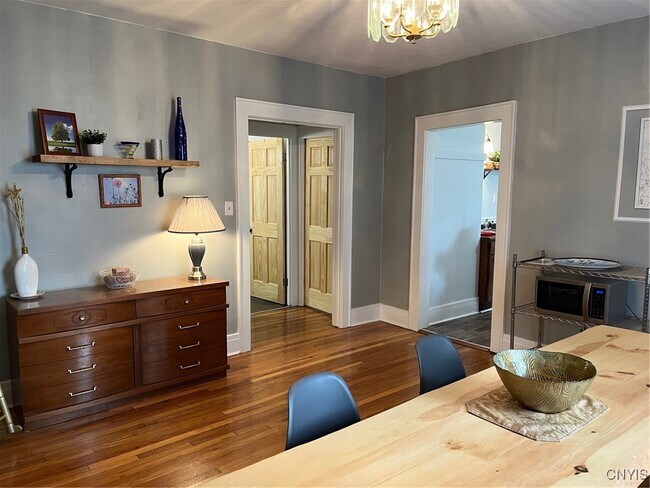 Photo - 409 Westmoreland Ave