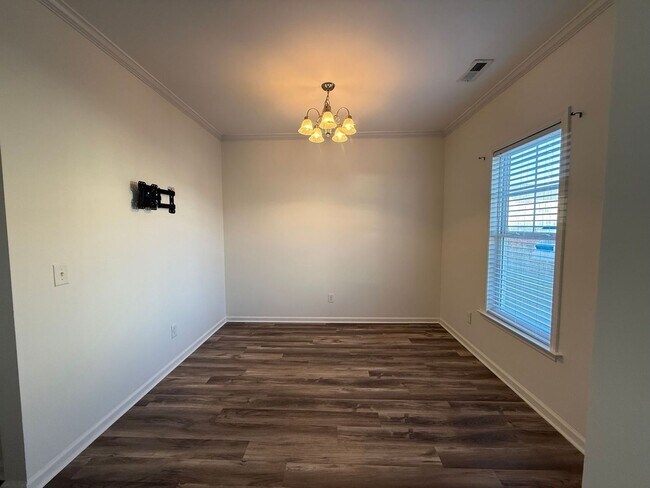 Photo - Nice 2 bedroom, 2.5 bath townhouse