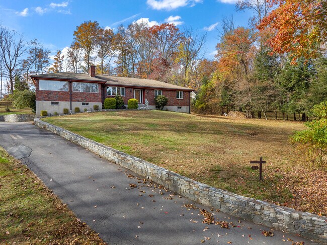 Photo - 117 Church Hill Rd