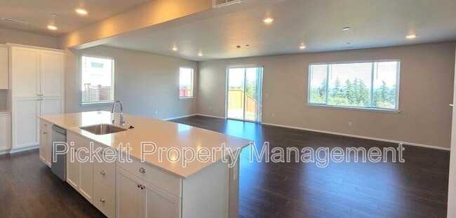 Photo - 1032 Baker Hts Lp