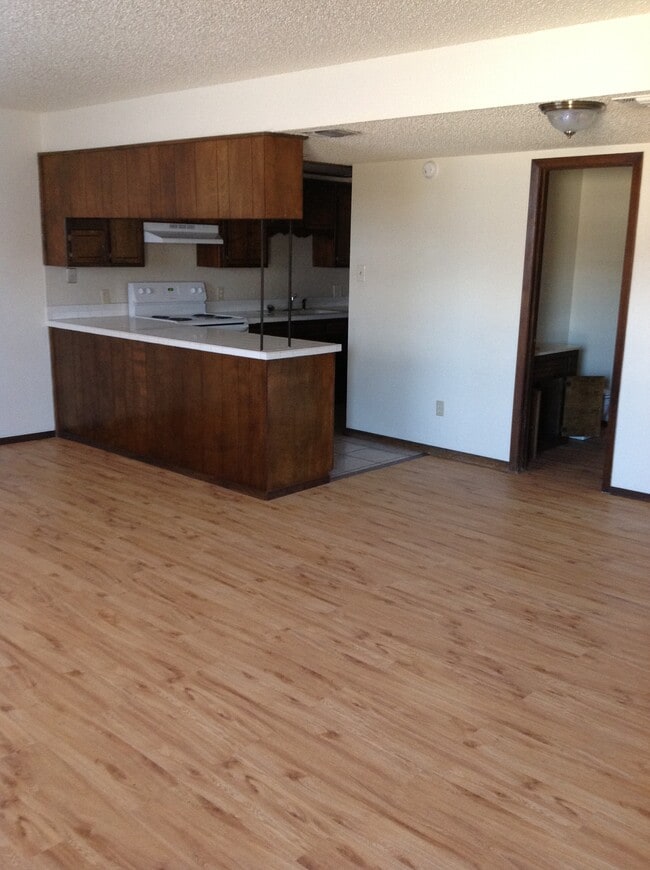 Building Photo - 2100 Fred Daugherty Ave Rental