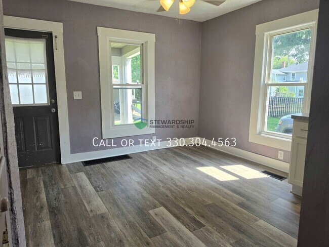 Photo - 20 Limbach Pl SW