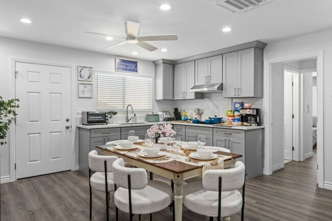 Photo - 10983 Parkdale Ave Unidad ID1283140P