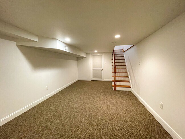 Photo - 215 Quince St