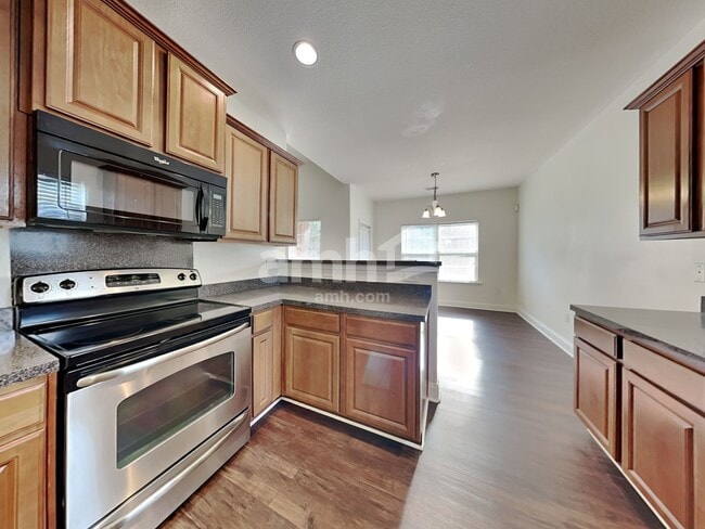 Photo - 439 W Rustling Leaves Ln