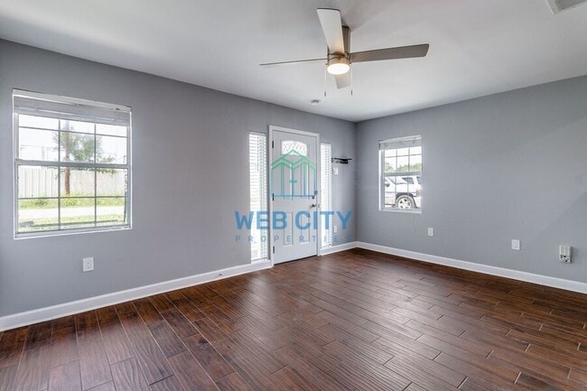 Photo - 11510 Stein St