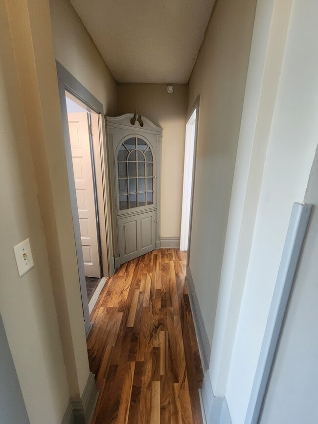 Photo - 1719 Farnam St Unit 2