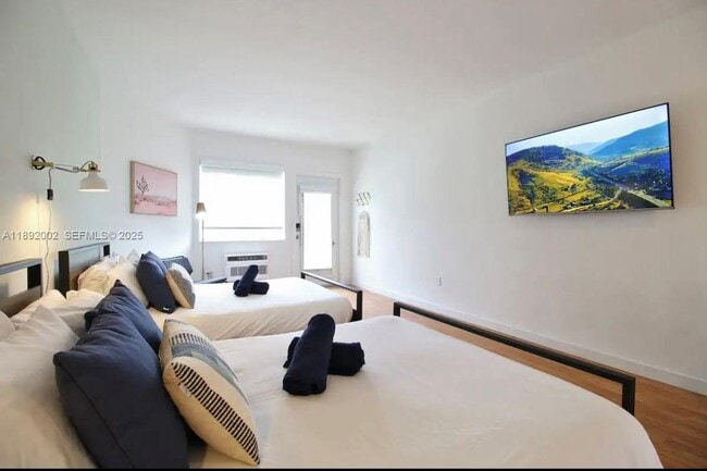 Photo - 7721 Harding Ave Unit 9