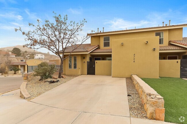 Building Photo - Spectacular Two Story Westside Duplex With... Rental