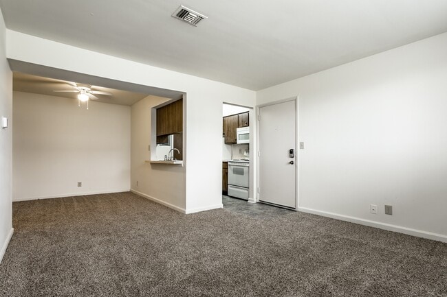 Bay Pointe Apartments