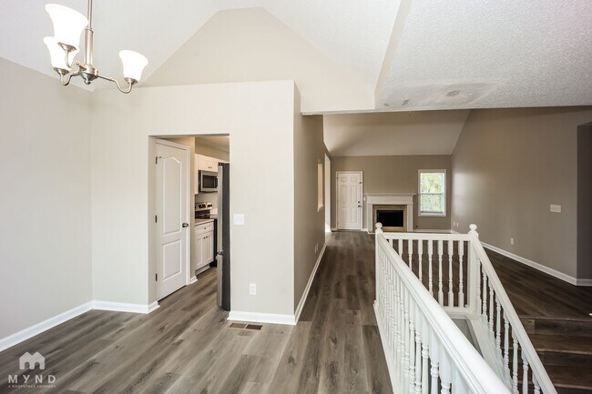 Photo - 17 Richmond Dr